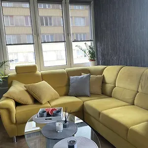 Grey Gucci Center , Варшава Польша