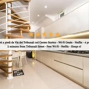  Appartement Centro Storico - Casa Con Wi-fi E 4 Posti Letto In Via Dei Tribunali Italie